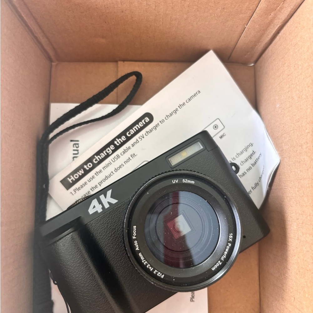 Black 4K Compact Digital Camera with auto zoom Amazon